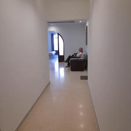 Nicely Furnished 2 Bedroom Apt In Bugibba St. Paul's Bay Exterior photo
