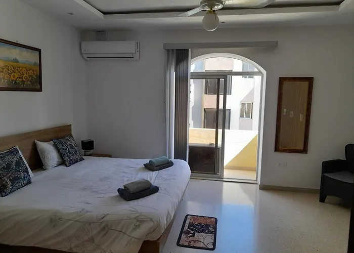 Nicely Furnished 2 Bedroom Apt In Bugibba
