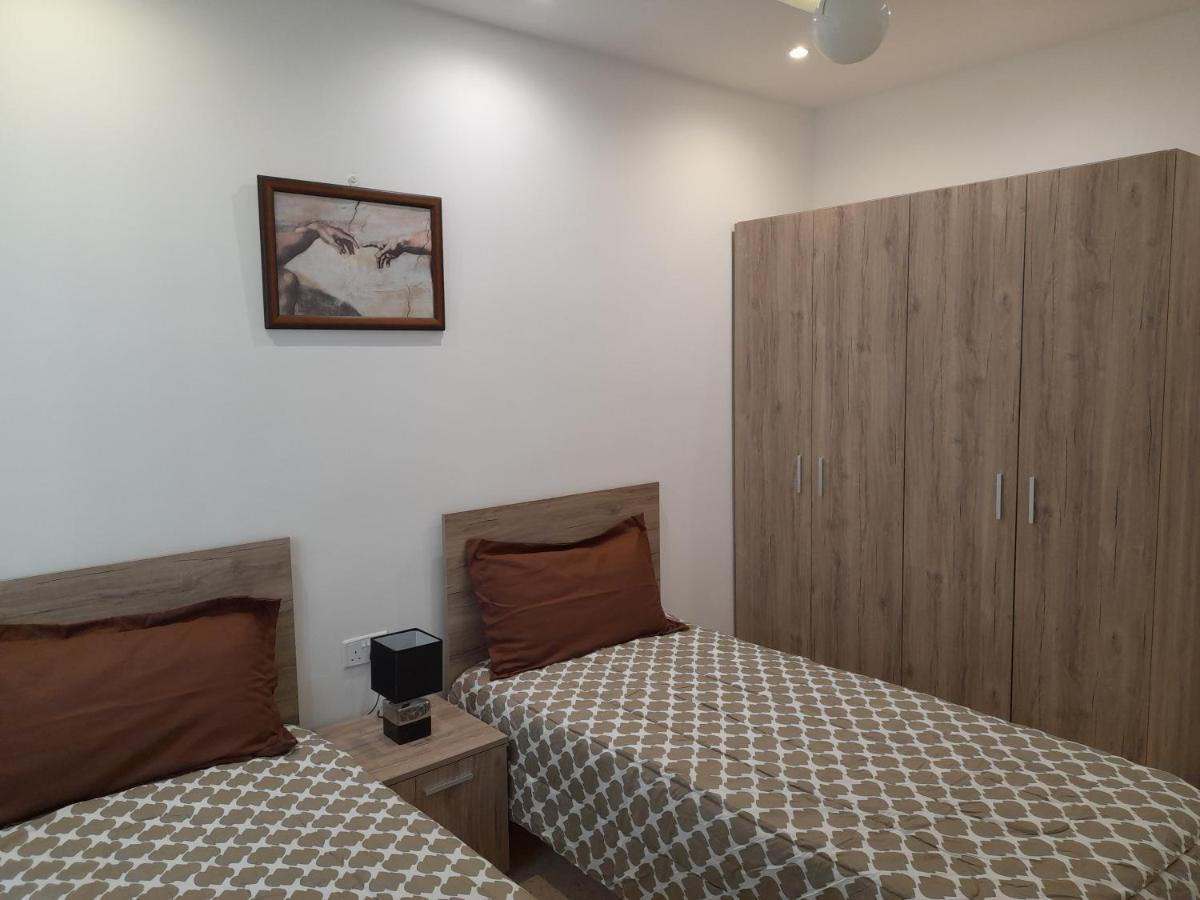 Apartment Nicely Furnished 2 Bedroom In Bugibba *